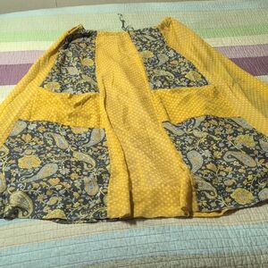 Chic Yellow and Gray Paisley A-Line Skirt